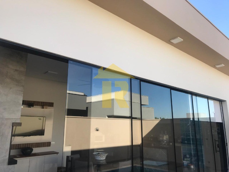 Casa de Condomínio com 3 quartos à venda, 220m² — foto 11 de 41