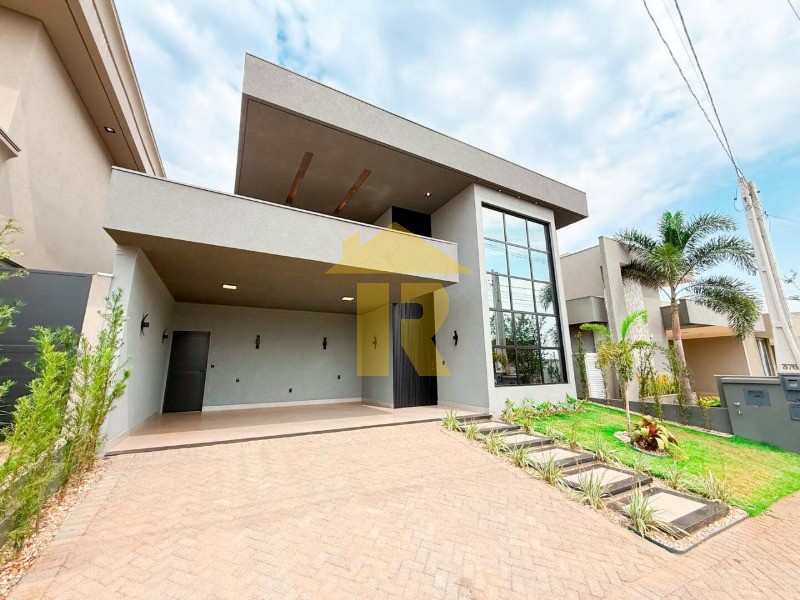 Casa de Condomínio com 3 quartos à venda, 230m² — foto 2 de 38