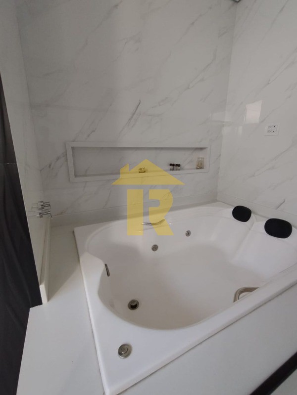 Casa de Condomínio com 3 quartos à venda, 220m² — foto 25 de 28