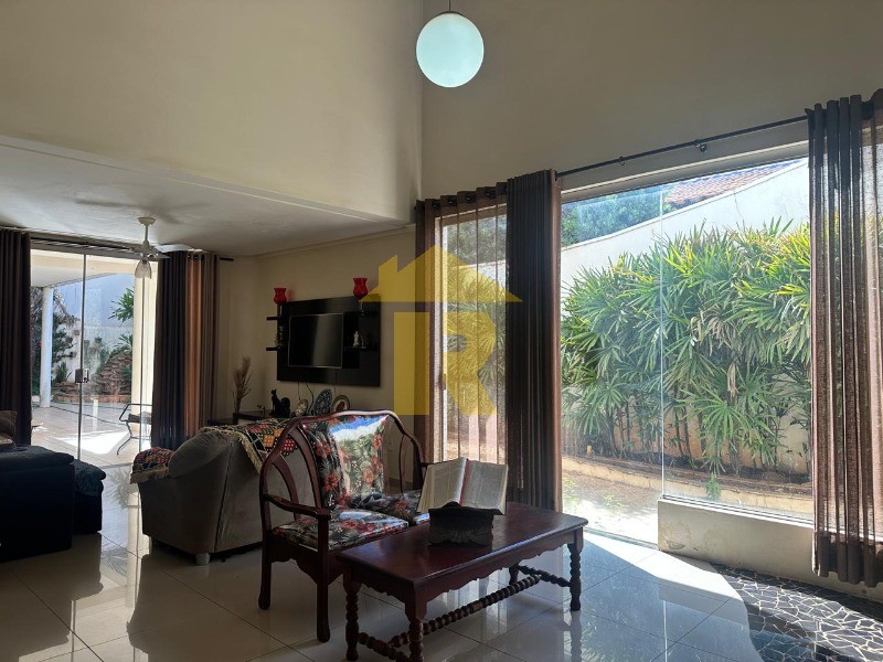 Casa de Condomínio com 4 quartos à venda, 350m² — foto 10 de 34
