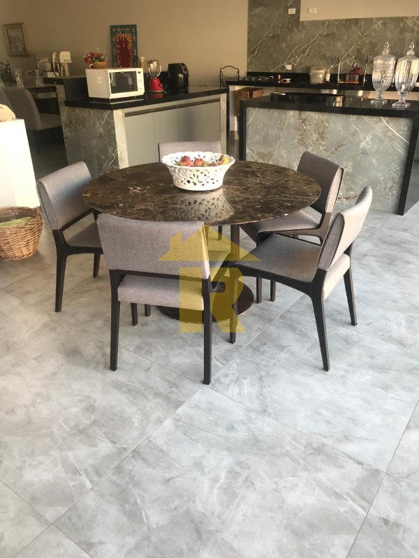 Casa de Condomínio com 3 quartos à venda, 220m² — foto 7 de 41