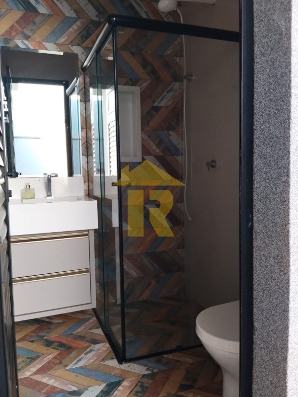 Casa de Condomínio com 3 quartos à venda, 220m² — foto 17 de 28