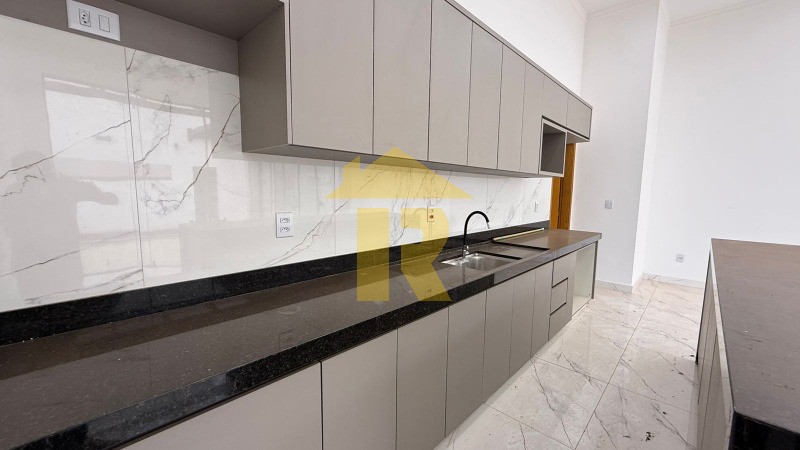 Casa de Condomínio com 3 quartos à venda, 220m² — foto 8 de 34