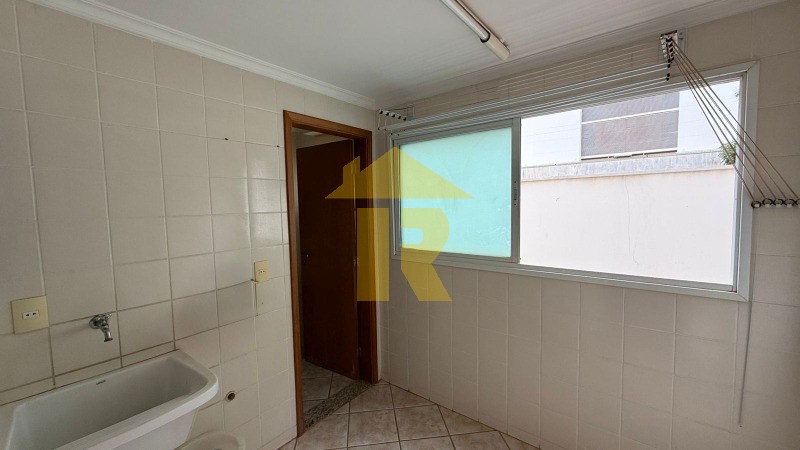 Apartamento com 3 quartos à venda, 150m² — foto 22 de 27