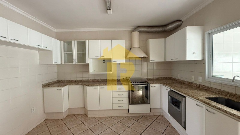 Apartamento com 3 quartos à venda, 150m² — foto 11 de 27