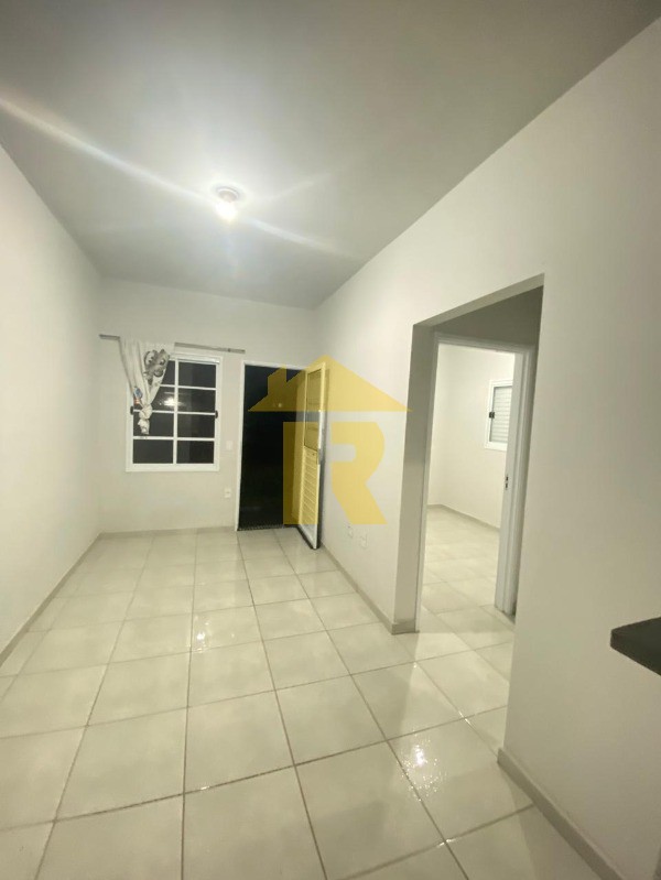 Casa com 2 quartos para aluguel, 47m² — foto 6 de 23