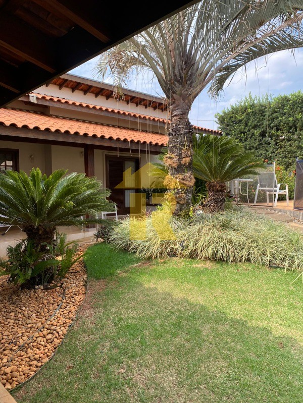 Casa de Condomínio com 3 quartos à venda, 400m² — foto 47 de 62