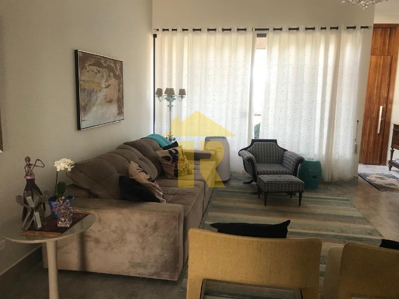 Casa de Condomínio com 3 quartos à venda, 220m² — foto 1 de 41