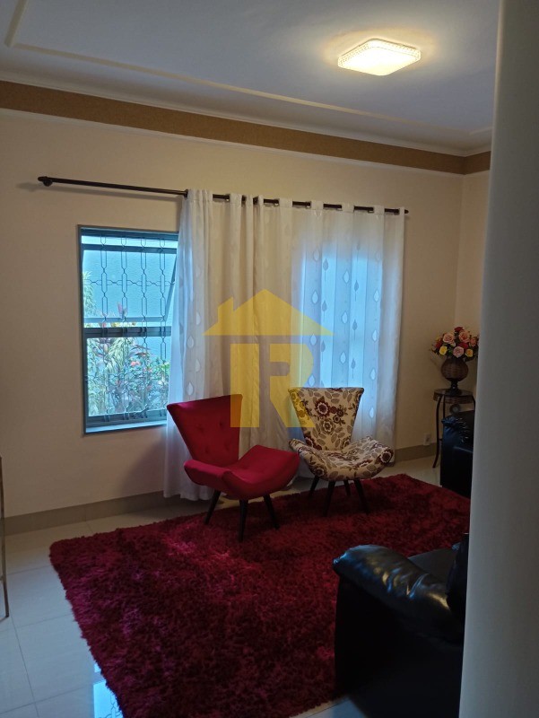 Casa com 3 quartos à venda, 238m² — foto 9 de 38