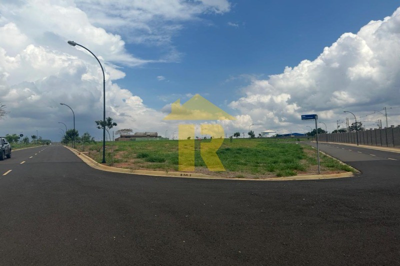 Terreno / Lote / Condomínio  à venda, 456m² — foto 1 de 20