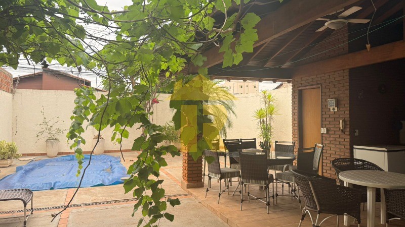 Terreno / Lote / Condomínio  à venda, 180m² — foto 3 de 19