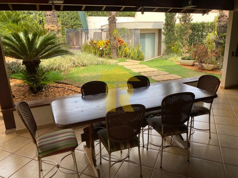 Casa de Condomínio com 3 quartos à venda, 400m² — foto 44 de 62