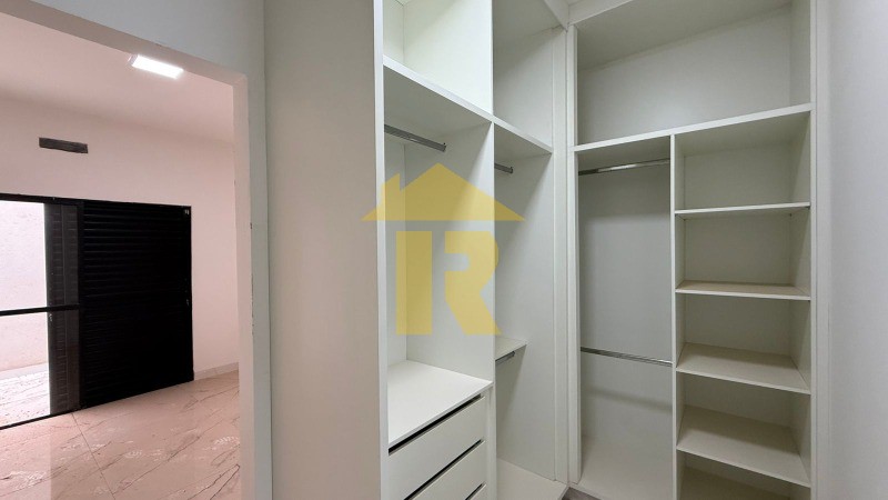 Casa de Condomínio com 3 quartos à venda, 220m² — foto 19 de 34