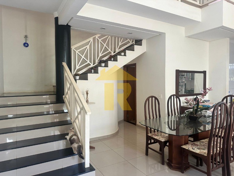 Casa de Condomínio com 4 quartos à venda, 350m² — foto 5 de 34
