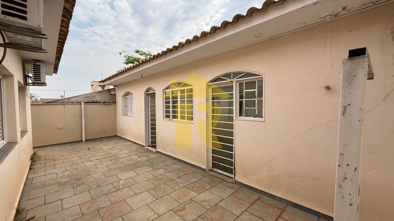 Casa com 3 quartos à venda, 400m² — foto 30 de 33