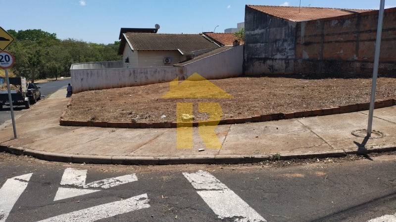 Terreno / Lote / Condomínio  à venda, 282m² — foto 2 de 10