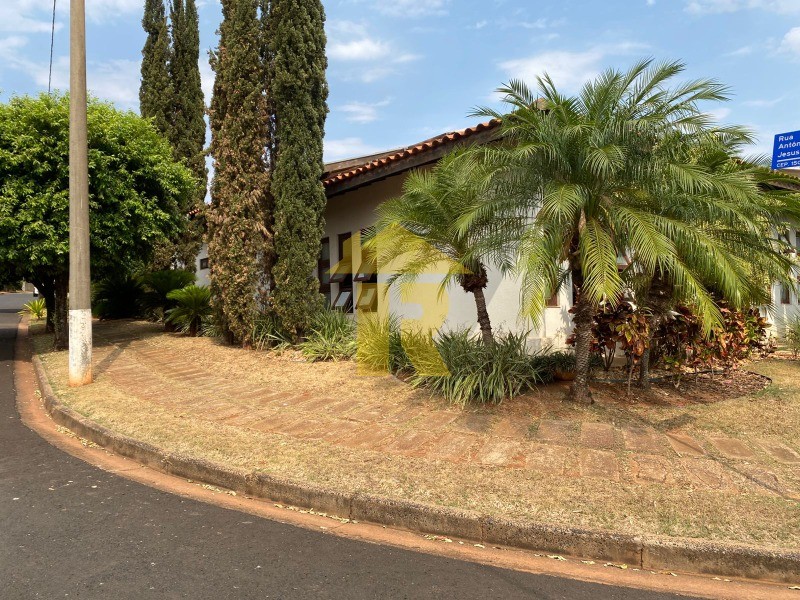 Casa de Condomínio com 3 quartos à venda, 400m² — foto 3 de 62