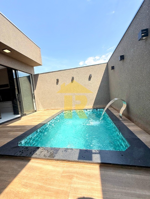 Casa de Condomínio com 3 quartos à venda, 145m² — foto 14 de 29