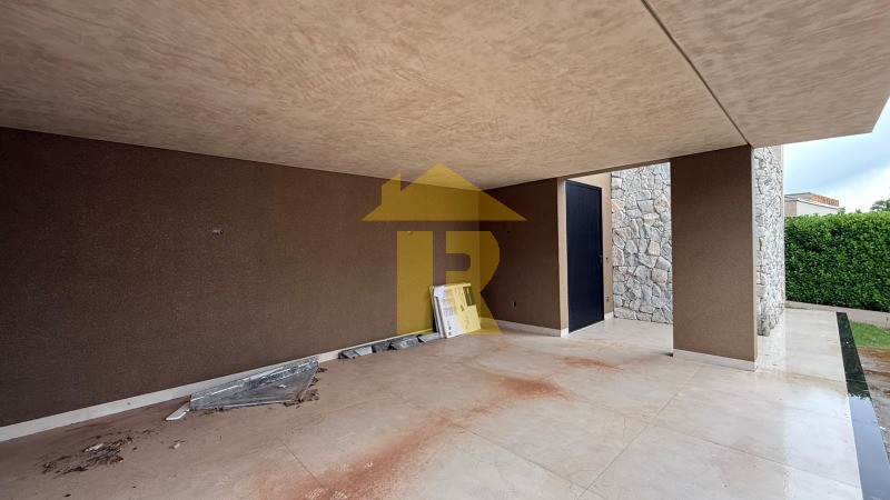 Casa de Condomínio com 4 quartos à venda, 329m² — foto 3 de 29