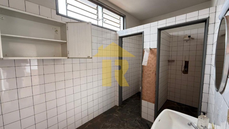 Casa com 3 quartos à venda, 340m² — foto 36 de 41
