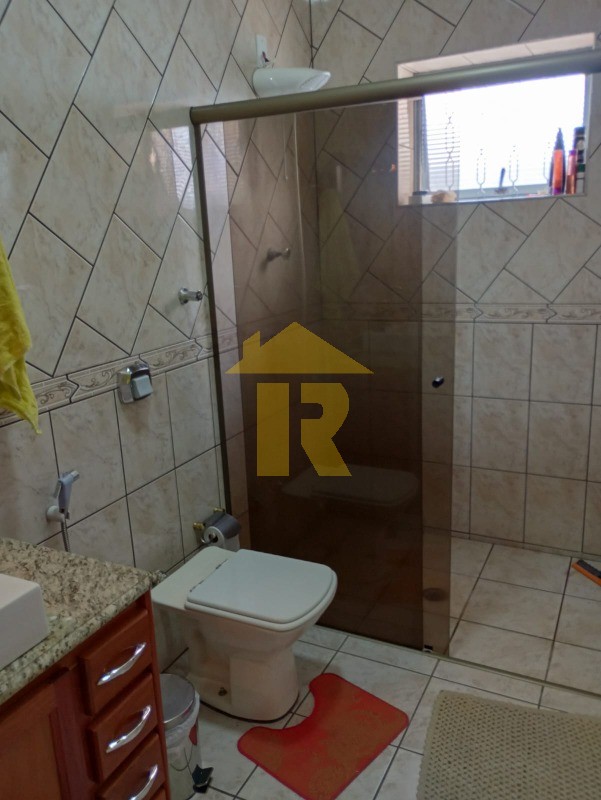 Casa com 3 quartos à venda, 238m² — foto 22 de 38