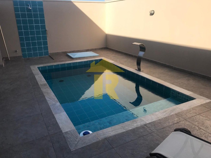 Casa de Condomínio com 3 quartos à venda, 220m² — foto 13 de 41