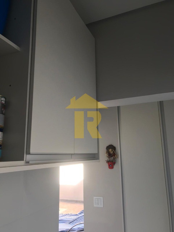 Casa de Condomínio com 3 quartos à venda, 220m² — foto 22 de 41