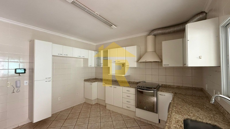 Apartamento com 3 quartos à venda, 150m² — foto 13 de 27