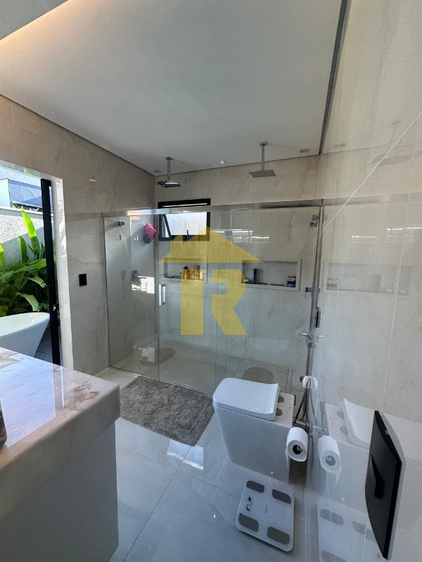 Casa de Condomínio com 4 quartos à venda, 243m² — foto 31 de 50