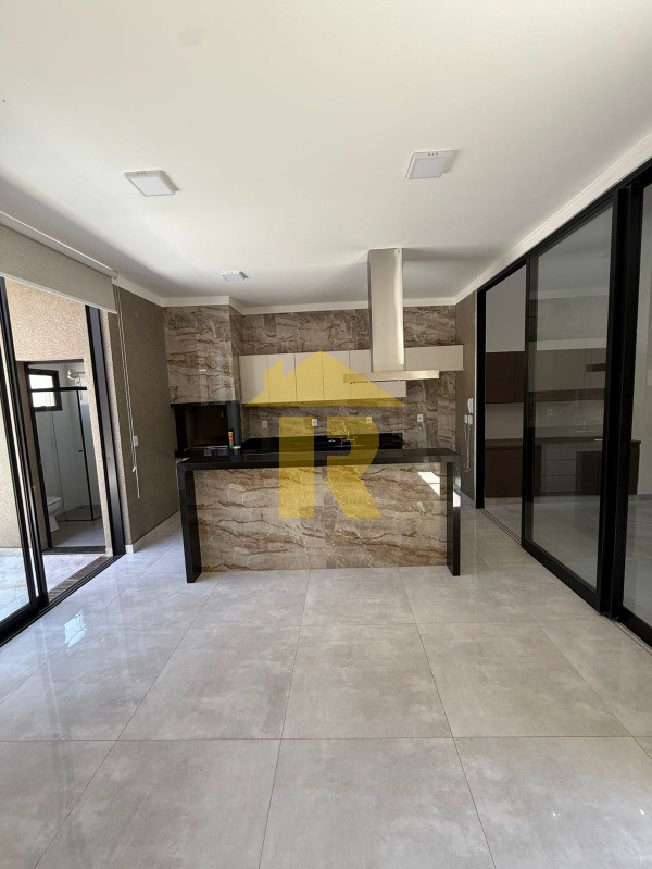 Casa de Condomínio com 3 quartos à venda, 178m² — foto 16 de 46