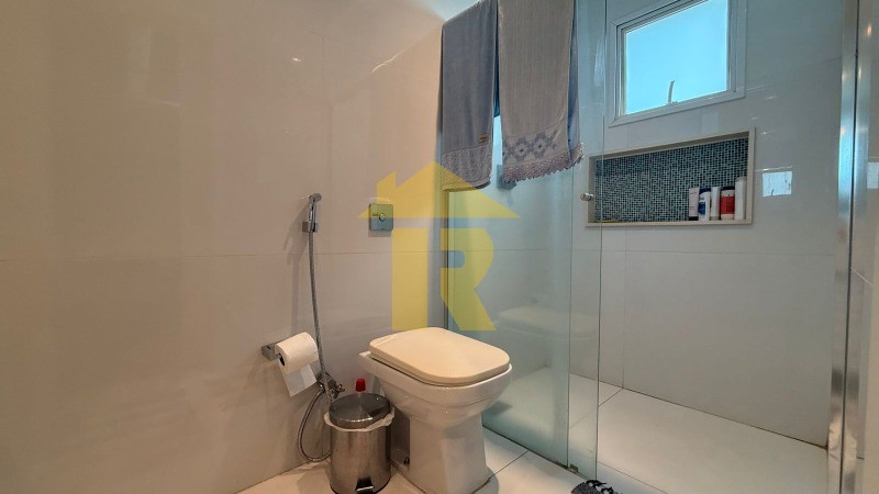 Casa de Condomínio com 4 quartos à venda, 390m² — foto 18 de 42