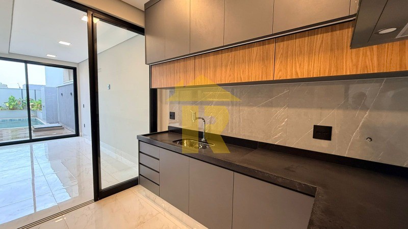 Casa de Condomínio com 3 quartos à venda, 248m² — foto 16 de 41
