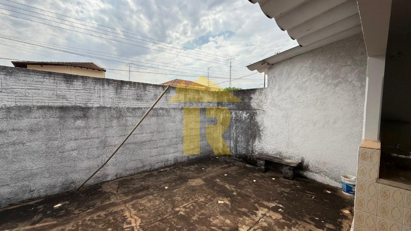 Casa com 3 quartos à venda, 340m² — foto 34 de 41