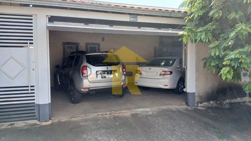 Casa com 3 quartos à venda, 150m² — foto 1 de 25