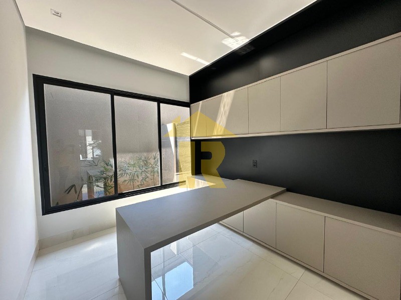 Casa de Condomínio com 4 quartos à venda, 381m² — foto 3 de 37
