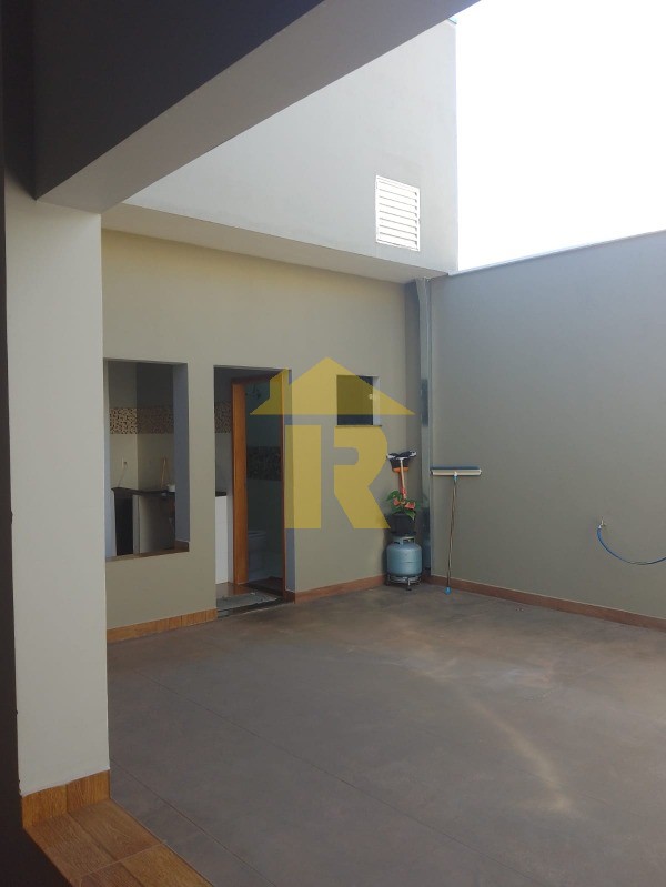 Casa com 3 quartos à venda, 191m² — foto 18 de 31