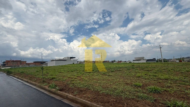 Terreno / Lote / Condomínio  à venda, 300m² — foto 7 de 20