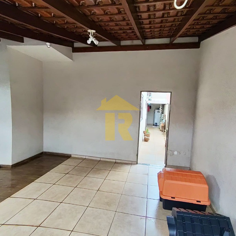 Casa com 3 quartos à venda, 159m² — foto 4 de 20