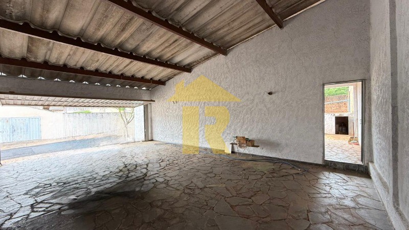 Casa com 3 quartos à venda, 340m² — foto 7 de 41