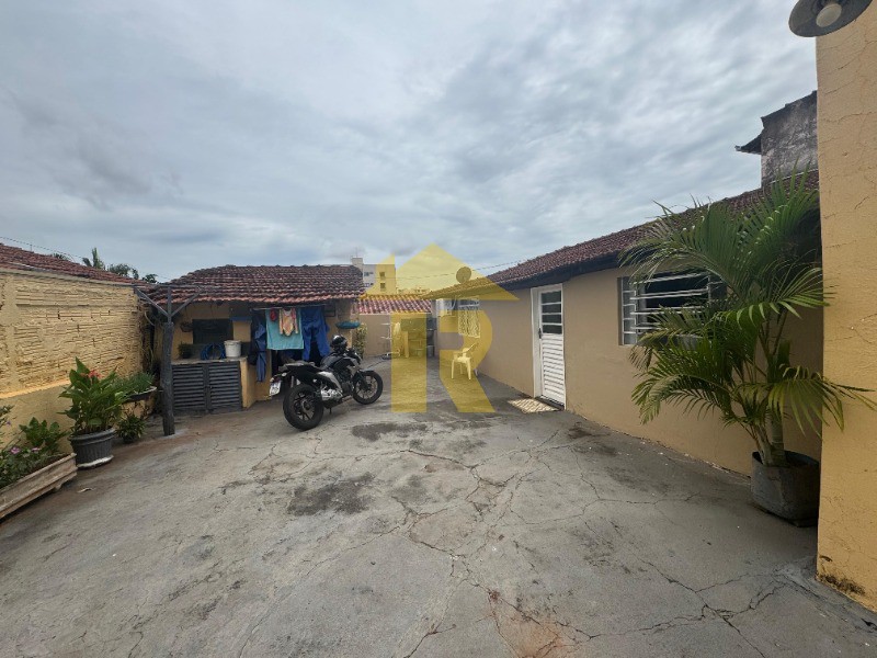 Casa com 4 quartos à venda, 220m² — foto 6 de 20