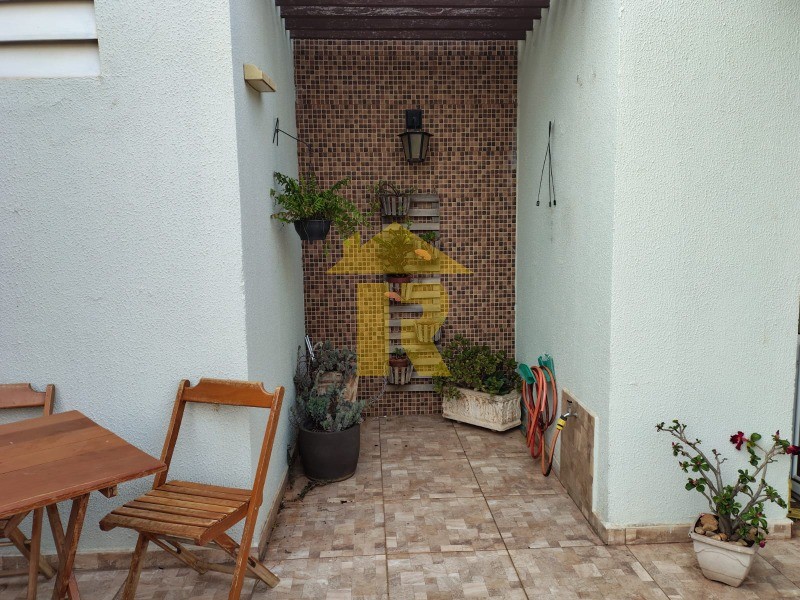 Apartamento com 2 quartos à venda, 120m² — foto 2 de 23