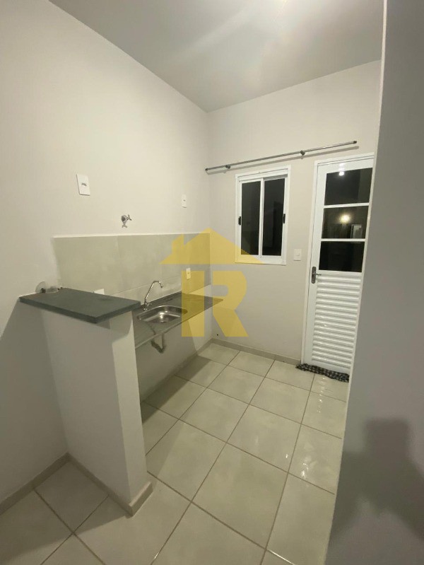 Casa com 2 quartos para aluguel, 47m² — foto 12 de 23