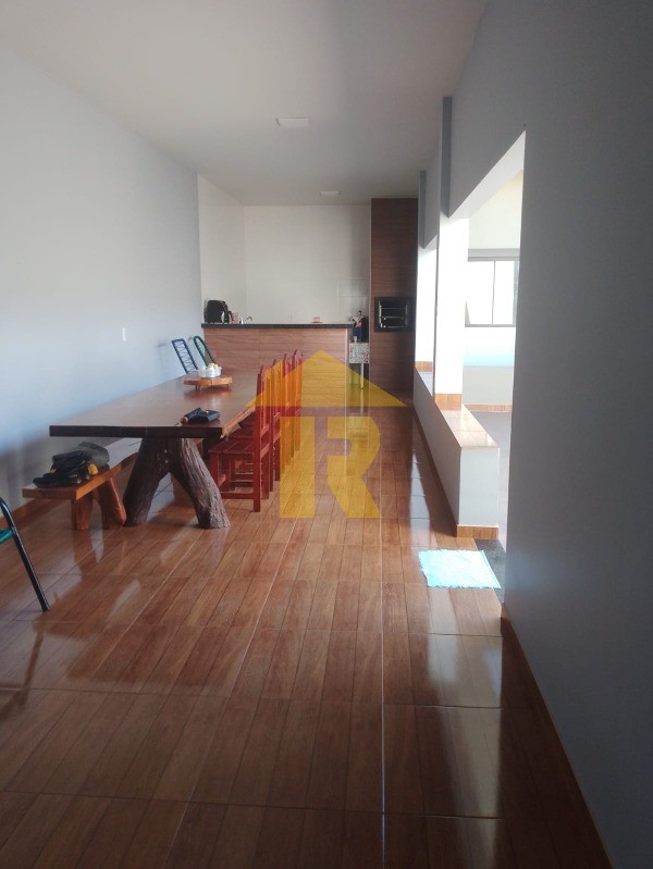 Casa com 3 quartos à venda, 191m² — foto 11 de 31