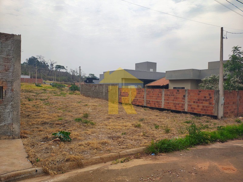Terreno / Lote / Condomínio  à venda, 250m² — foto 2 de 9