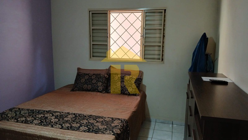 Casa com 3 quartos à venda, 150m² — foto 18 de 25