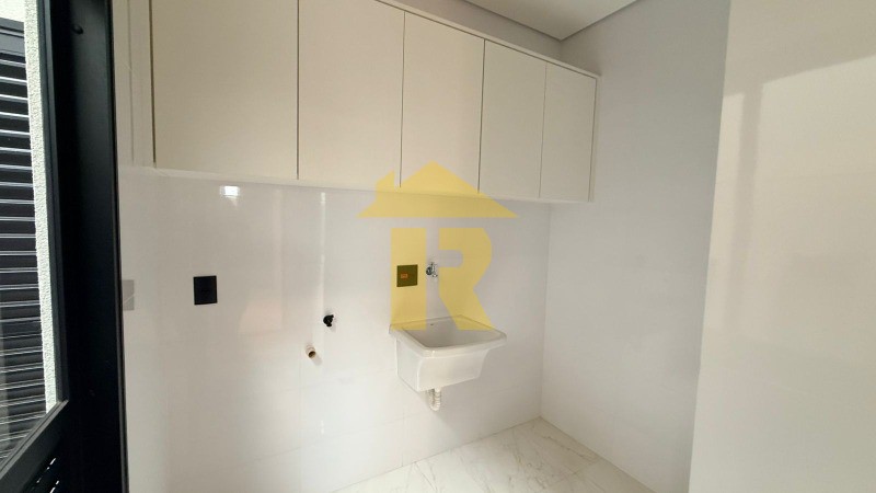 Casa de Condomínio com 3 quartos à venda, 248m² — foto 23 de 41
