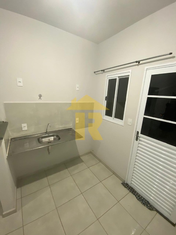 Casa com 2 quartos para aluguel, 47m² — foto 13 de 23