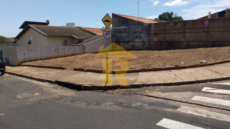 Terreno / Lote / Condomínio  à venda, 282m² — foto 4 de 10