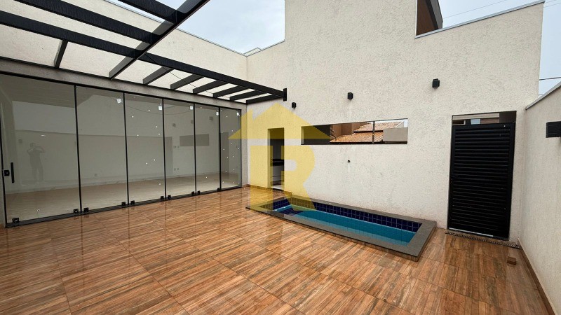 Casa de Condomínio com 3 quartos à venda, 220m² — foto 15 de 34