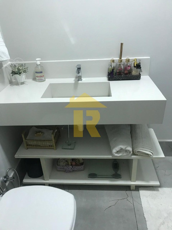 Casa de Condomínio com 3 quartos à venda, 220m² — foto 27 de 41